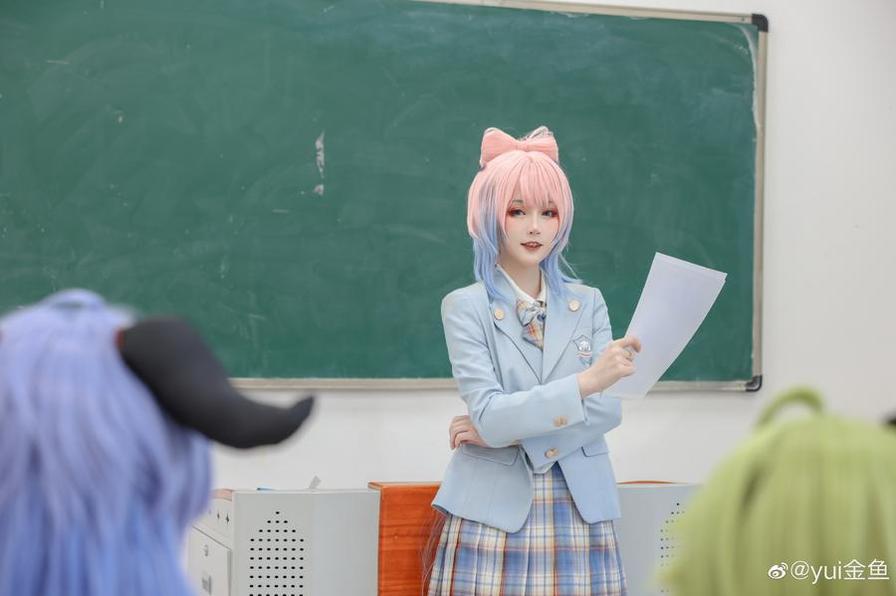 yui金鱼本人素颜美图分享，期待你的点赞与收藏