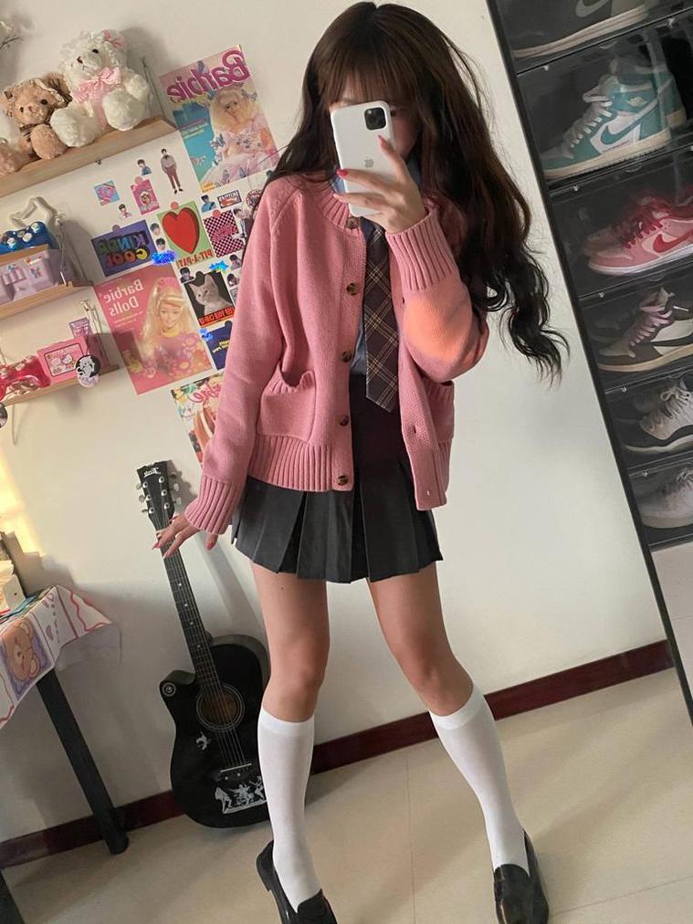 佳佳好难啊蓝色，呈现精美作品