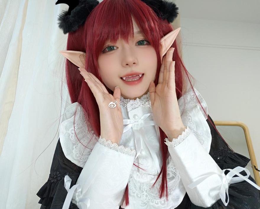迷之呆梨发条少女空白cosplay合集，许多经典角色在这里等着你