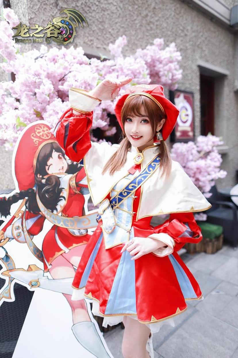 露儿大魔王cos貂蝉圣诞：唯美图包大公开