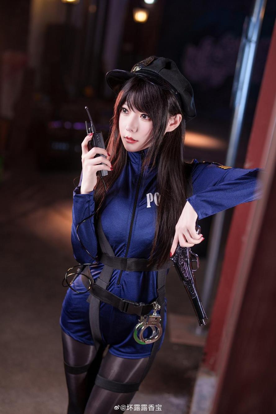 与香草喵露露weibo一起，用cos展现自我，打造独特的美